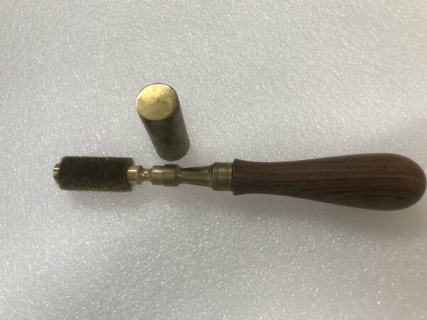 Chamber Brush Set