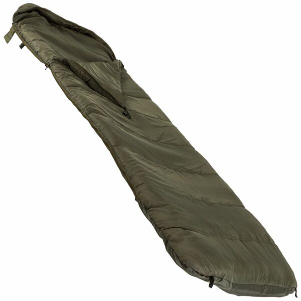 JRC Defender Sleeping Bag with Hollow Fibre Filling 3 Season rating*