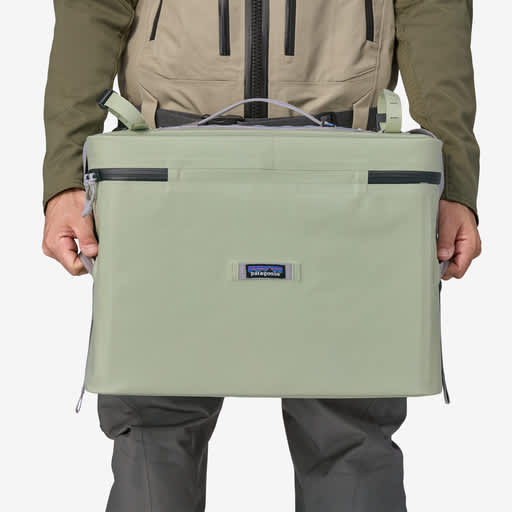 Patagonia Great Divider Bag 26L 46x24x33cm Salvia Green Fawcetts Online