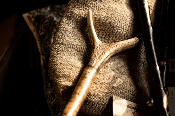 CC Hand Crafted Staghorn Thumbstick on Hazel Shaft - Image 2
