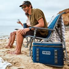 Alternative view of Yeti Hopper Flip 18