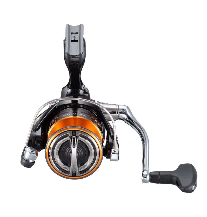 Shimano Nexave FJ C5000 HG Reel - Image 2
